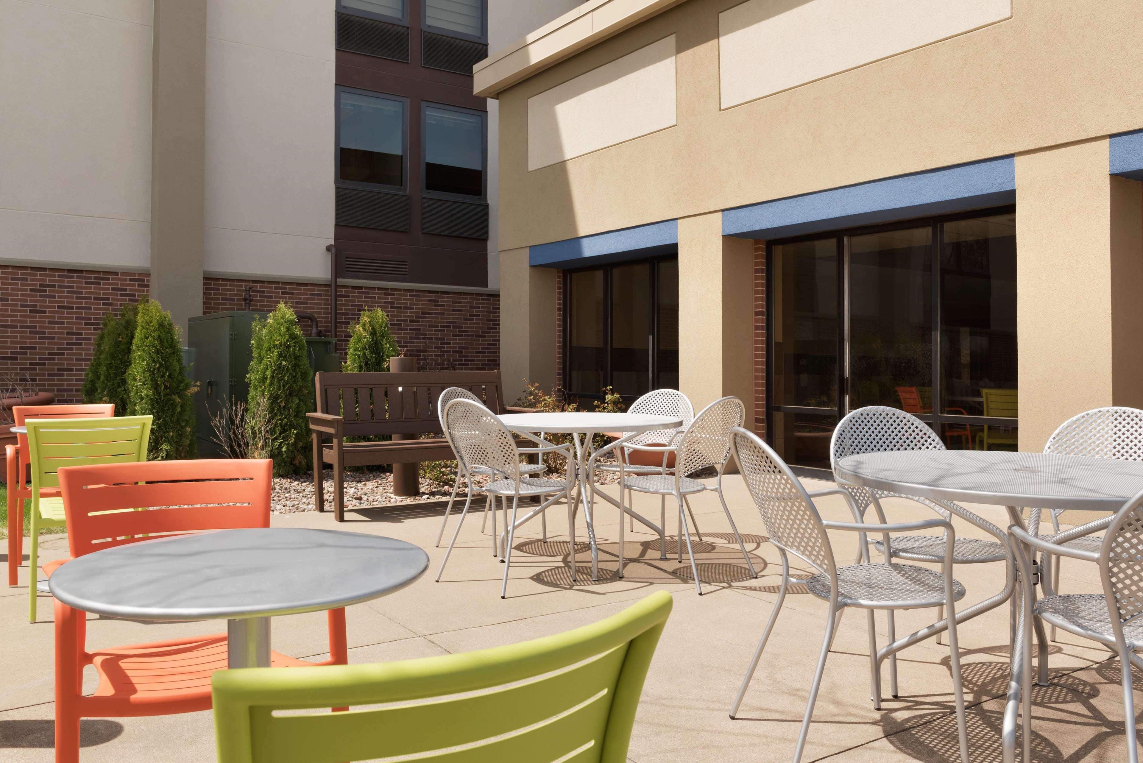 Hampton Inn Appleton-Fox River Mall Area Exterior photo
